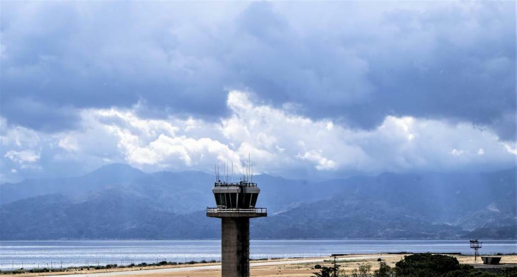 Il Tuo Letto Sullo Stretto Panzió Reggio di Calabria Kültér fotó